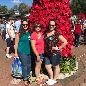 Meet your Posher, Leah